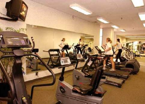 Delta Centre-ville Hotel 4*